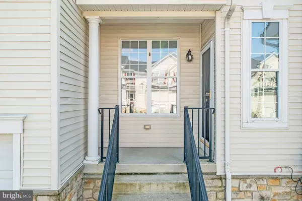 341 HUNTINGTON DR, Delran, NJ 08075