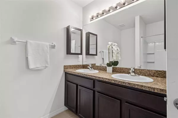 16164 SILENT SANDS LN, Odessa, FL 33556