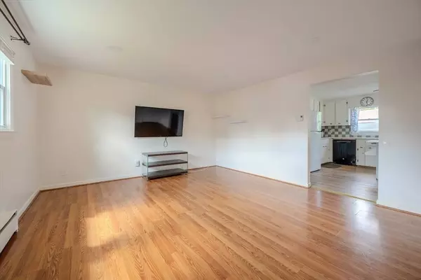 66 Sutherland Street #4, Lowell, MA 01850