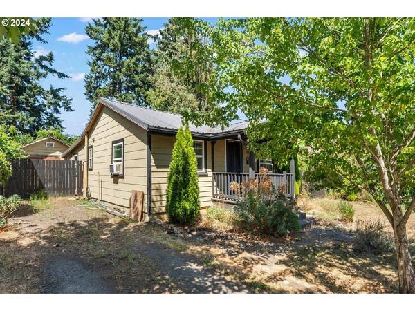 5605 SE HENDERSON ST, Portland, OR 97206