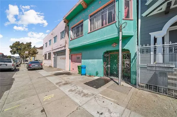 1706 Oakdale AVE, San Francisco, CA 94124