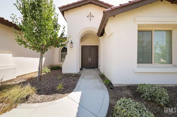 11803 Hollybrook Lane, Bakersfield, CA 93311