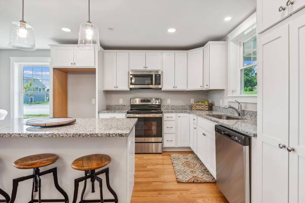 159 Falcon Crest DR #20, Gorham, ME 04038