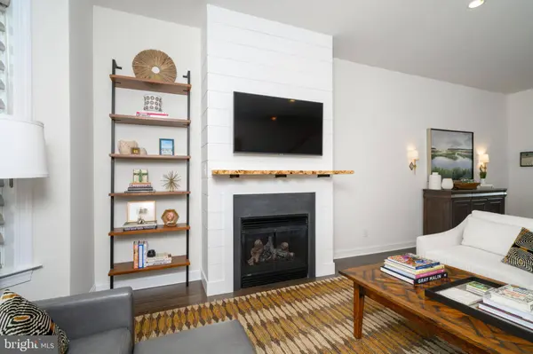 404 S CHURCH ST, West Chester, PA 19382