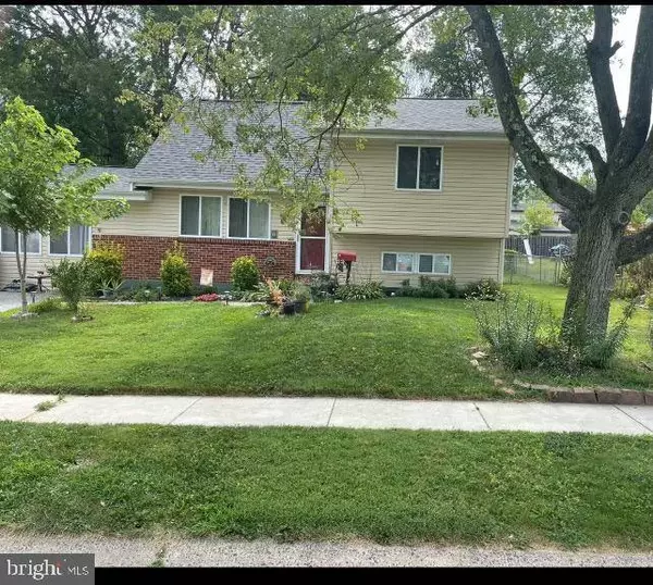 19 GARRETT RD, Newark, DE 19713