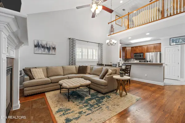 1710 Bonnie Roach LN #1710, Knoxville, TN 37922