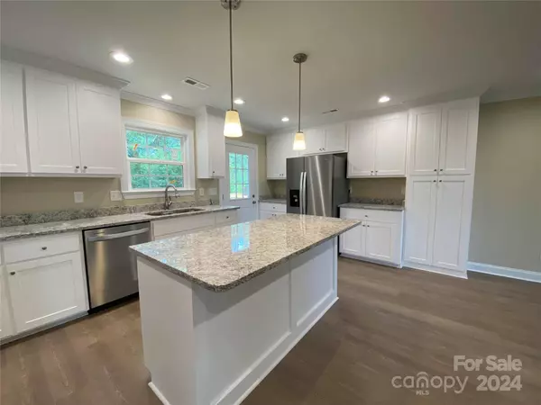 3614 Sentry RD, Lancaster, SC 29720