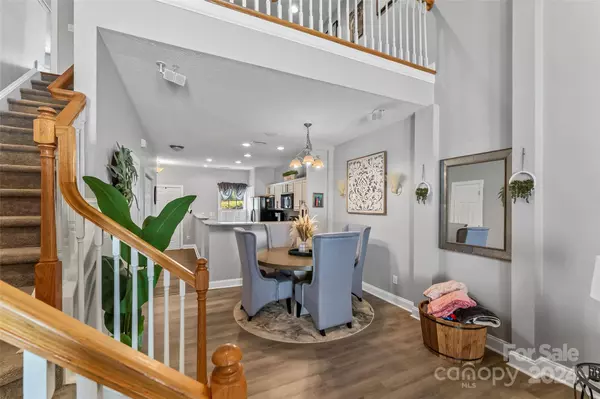 4764 Braxton Gate LN, Hickory, NC 28602