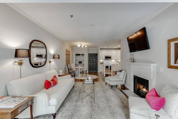 2921 Lenox RD NE #214, Atlanta, GA 30324