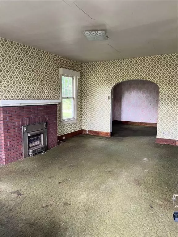 125 Goodview Dr, Apollo, PA 15613