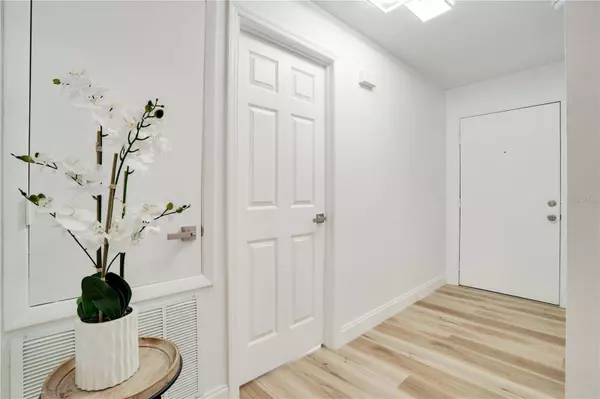 10507 WYNDCLIFF DR, Orlando, FL 32817