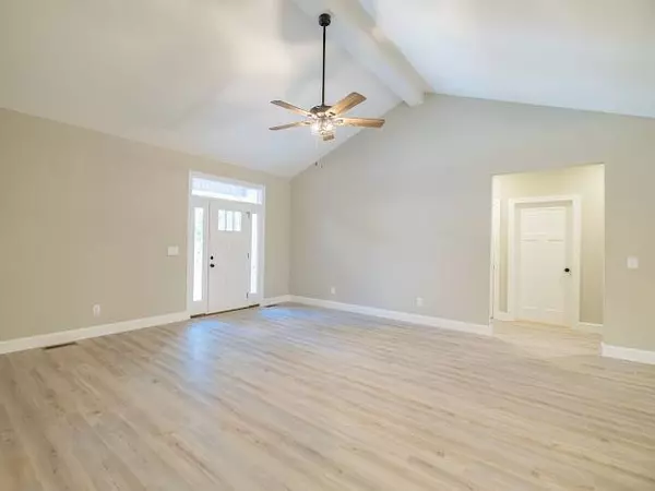 2219 Ovoca Rd, Tullahoma, TN 37388