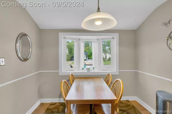 3225 Ellwood Avenue, Berkley, MI 48072