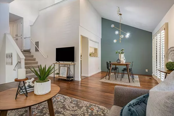 2929 Crocker CT, Aptos, CA 95003