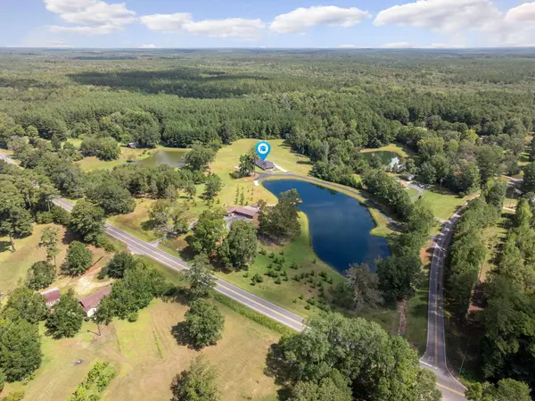 565 Co Rd 8, Laurel, MS 39443