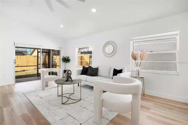 10507 WYNDCLIFF DR, Orlando, FL 32817