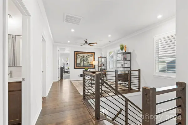 128 Berkeley AVE, Mooresville, NC 28117