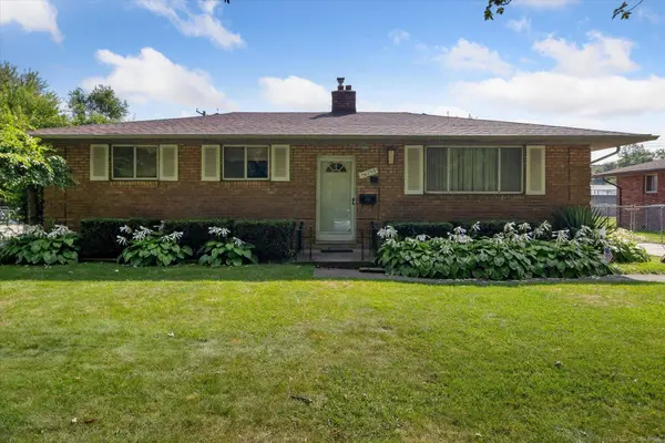 36250 Woodingham Street, Clinton Township, MI 48035