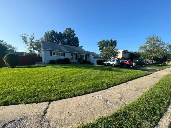 1575 Passaic PL, North Brunswick, NJ 08902