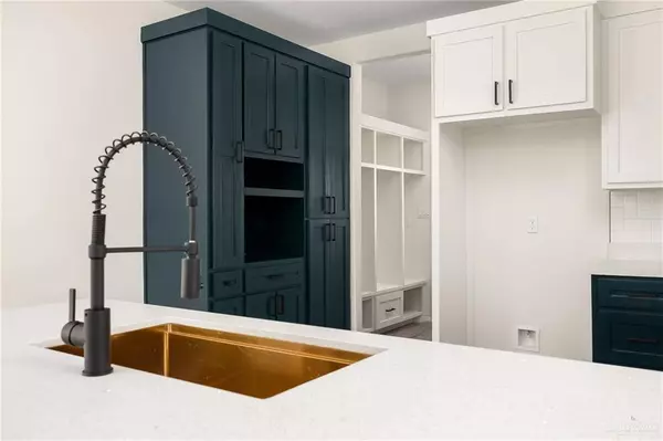 2205 Trinity ST, Donna, TX 78537