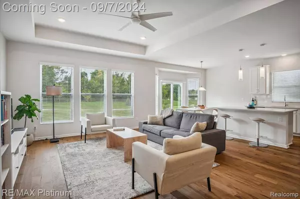 8194 ALYSSA Drive, Brighton, MI 48116