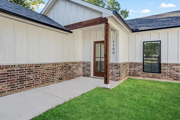 1100 E Chaffin, Sherman, TX 75090