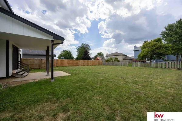 6216 N 103rd Avenue, Omaha, NE 68134