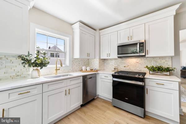 3 THORNOLDEN AVE, Haddon Heights, NJ 08035