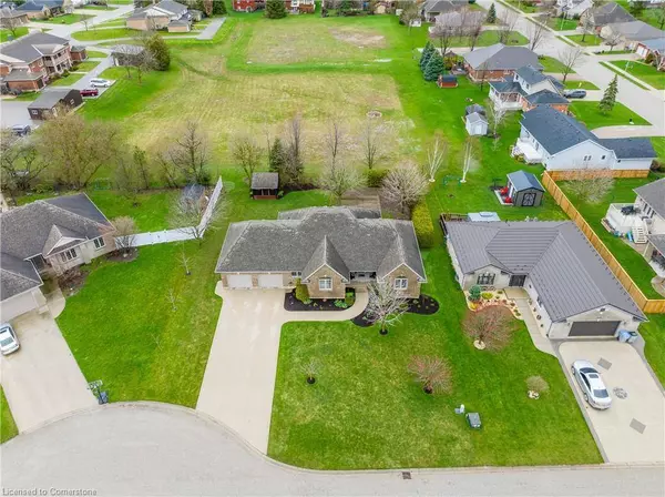 8 Jolene Court, Milverton, ON N0K 1M0