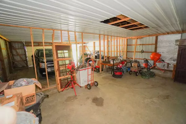 1675 Chigger Hollow Rd, Pleasant Shade, TN 37145