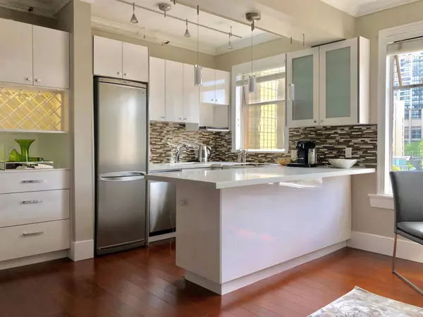 777 BURRARD ST #55, Vancouver, BC V6Z 1X6