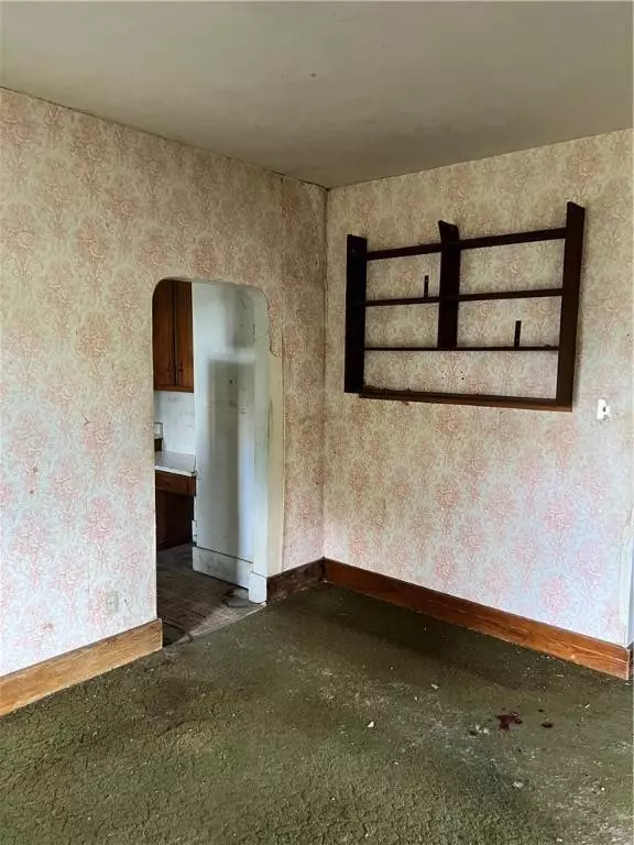 125 Goodview Dr, Apollo, PA 15613