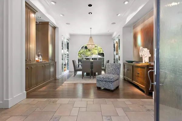 7773 Oak Bay CIR, Sacramento, CA 95831