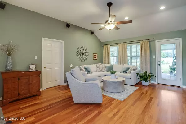 12277 Charwood Avenue, Gulfport, MS 39503