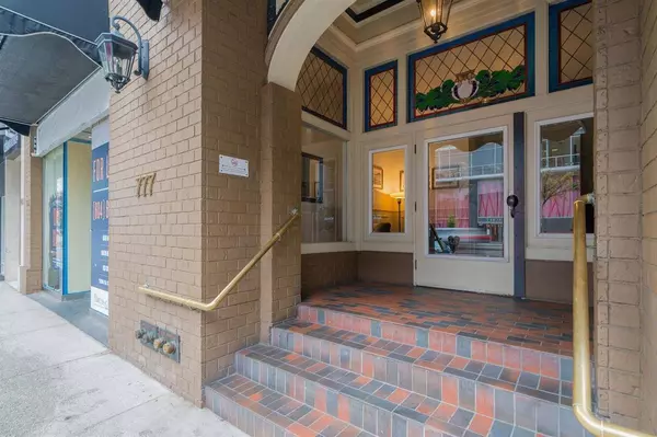 777 BURRARD ST #55, Vancouver, BC V6Z 1X6