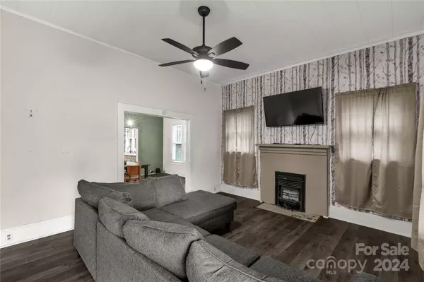 124 Cauthen ST, Heath Springs, SC 29058