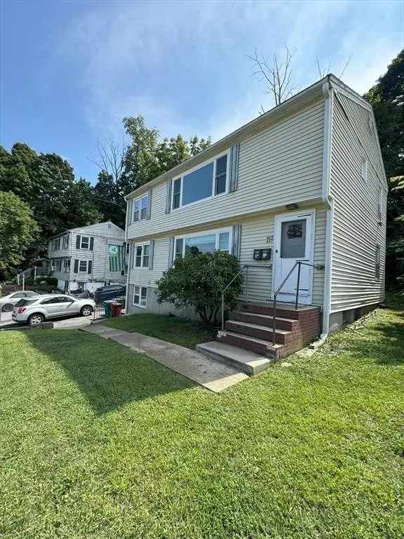 487 - 489 E Merrimack St, Lowell, MA 01852