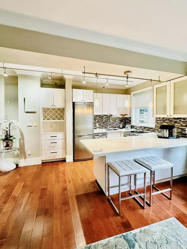 777 BURRARD ST #55, Vancouver, BC V6Z 1X6