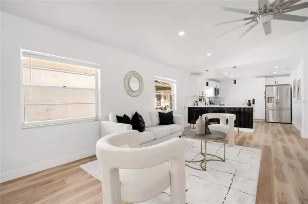 10507 WYNDCLIFF DR, Orlando, FL 32817