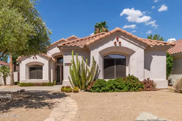 4608 N DESERT STREAM Way, Litchfield Park, AZ 85340