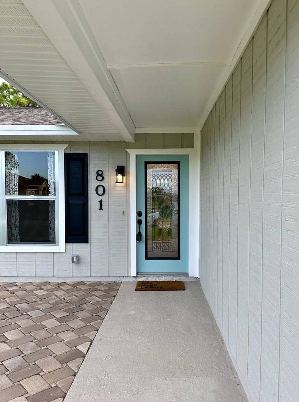 801 NW Archer AVE, Port Saint Lucie, FL 34983