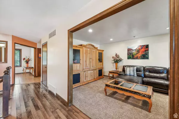 2356 E 2250 N, Layton, UT 84040