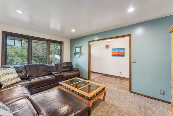 2356 E 2250 N, Layton, UT 84040