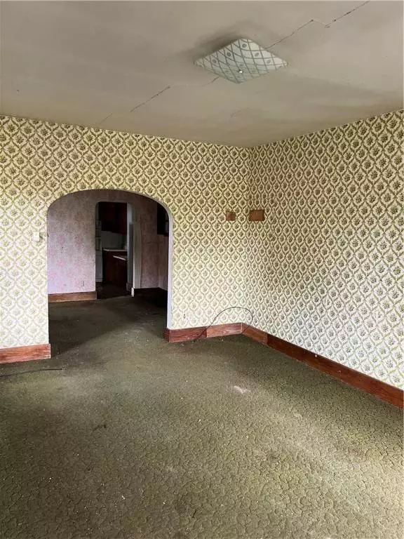 125 Goodview Dr, Apollo, PA 15613