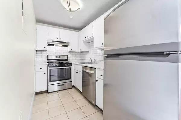 16 Kenmar Dr #125, Billerica, MA 01821