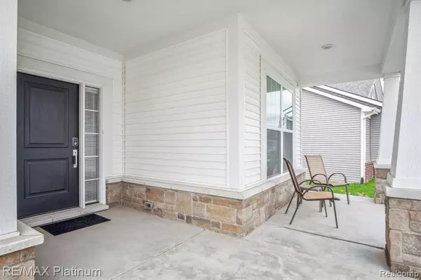 8194 ALYSSA Drive, Brighton, MI 48116