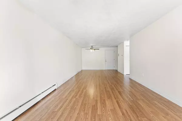 16 Kenmar Dr #125, Billerica, MA 01821