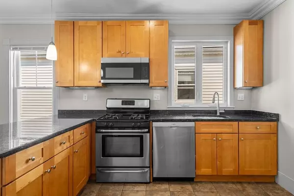 11 Woodlawn St, Boston, MA 02130