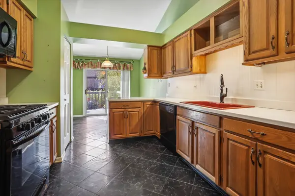 1939 Koehling RD #0, Northbrook, IL 60062