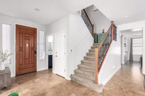 13737 W LISBON Lane, Surprise, AZ 85379